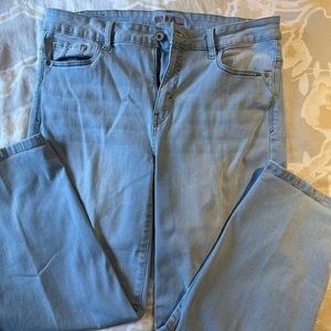 EUC Santana jeans